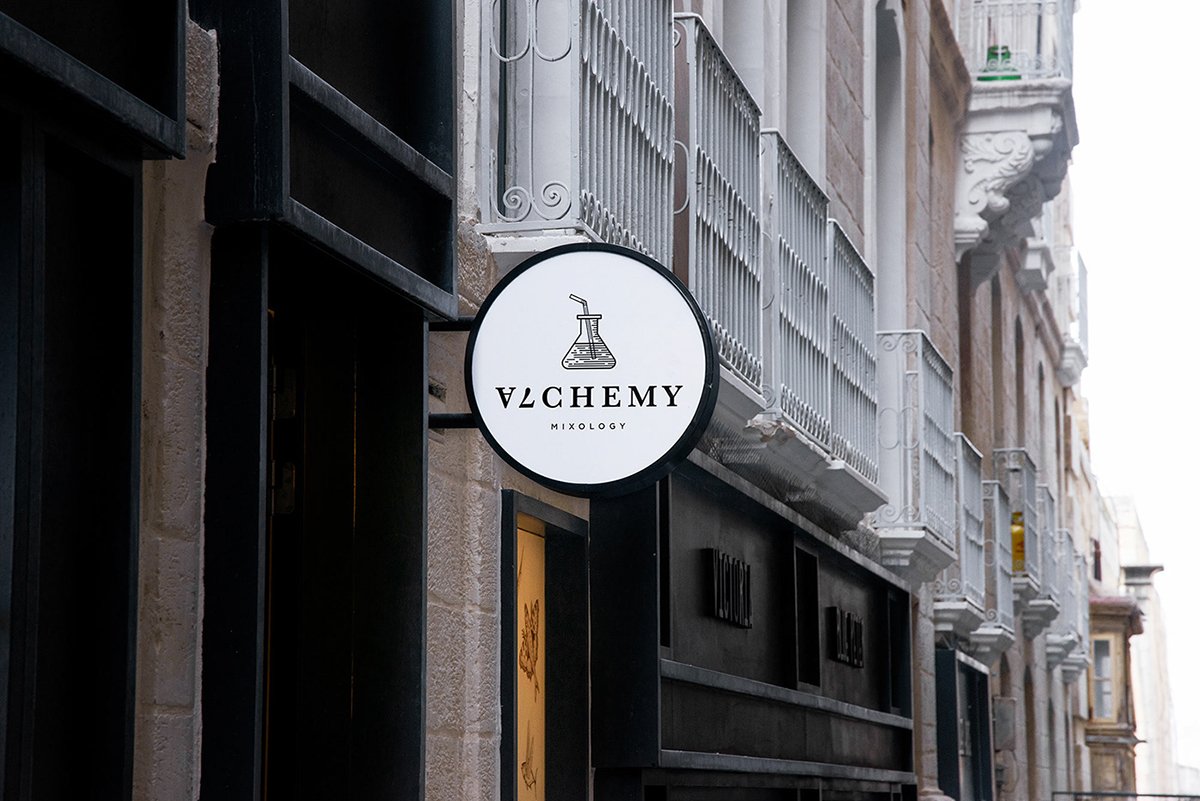 Alchemy Bar雞尾酒酒吧品牌設(shè)計(jì)欣賞,酒吧品牌設(shè)計(jì)，餐飲品牌設(shè)計(jì)，酒吧品牌策劃，酒吧品牌全案策劃，餐飲品牌策劃，深圳品牌設(shè)計(jì)，深圳品牌策劃，深圳品牌全案策劃，深圳品牌形象塑造，深圳包裝設(shè)計(jì)的，左右格局