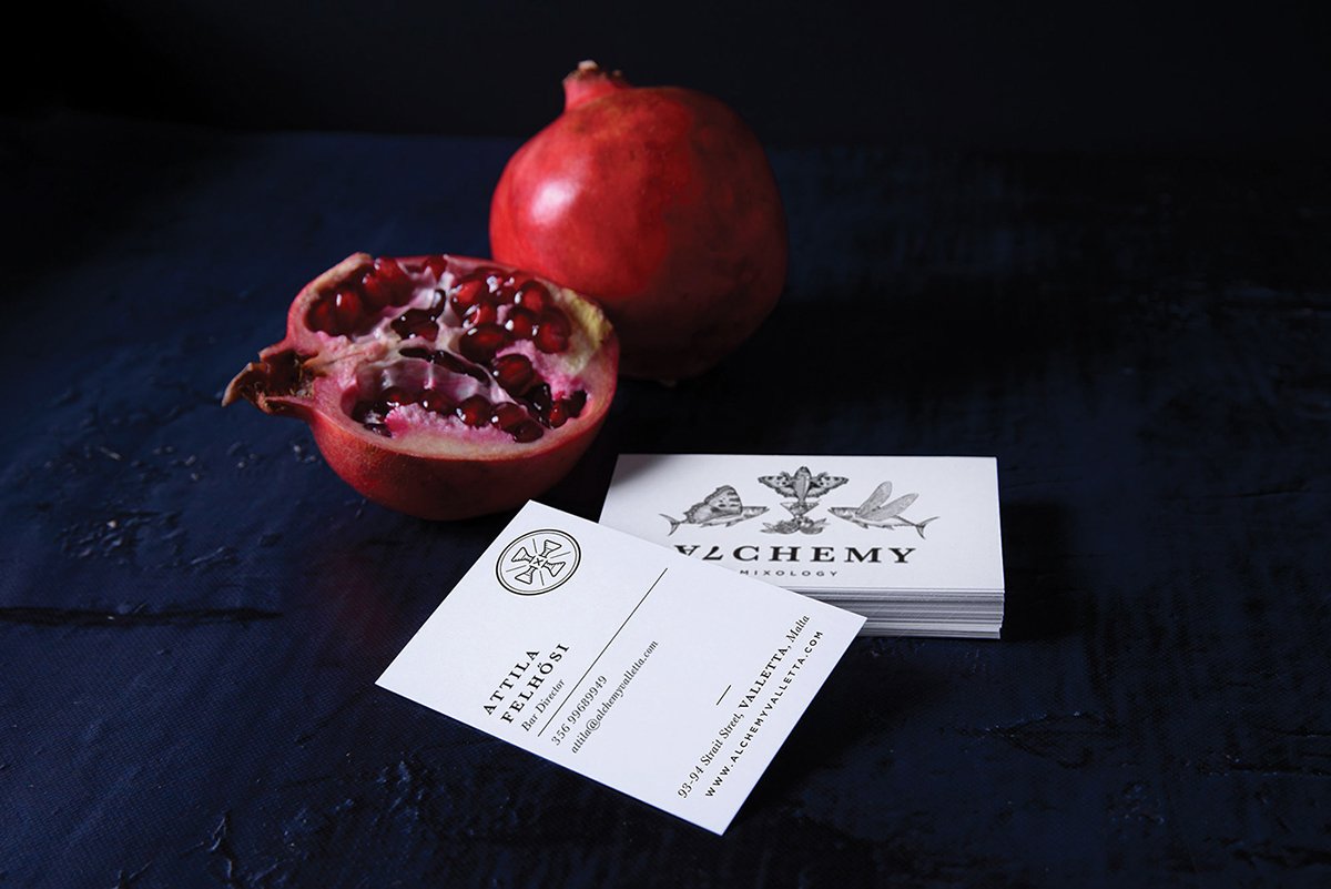 Alchemy Bar雞尾酒酒吧品牌設(shè)計(jì)欣賞,酒吧品牌設(shè)計(jì)，餐飲品牌設(shè)計(jì)，酒吧空間設(shè)計(jì)，酒吧品牌策劃，酒吧品牌全案策劃，餐飲品牌策劃，深圳品牌設(shè)計(jì)，深圳品牌策劃，深圳品牌全案策劃，深圳品牌形象塑造，深圳包裝設(shè)計(jì)，深圳空間設(shè)計(jì)，左右格局