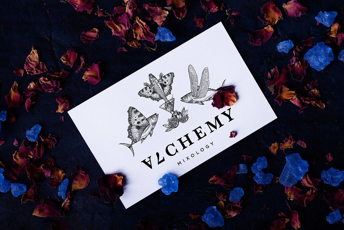 Alchemy Bar雞尾酒酒吧品牌設(shè)計(jì)欣賞,酒吧品牌設(shè)計(jì)，餐飲品牌設(shè)計(jì)，酒吧空間設(shè)計(jì)，酒吧品牌策劃，酒吧品牌全案策劃，餐飲品牌策劃，深圳品牌設(shè)計(jì)，深圳品牌策劃，深圳品牌全案策劃，深圳品牌形象塑造，深圳包裝設(shè)計(jì)，深圳空間設(shè)計(jì)，左右格局