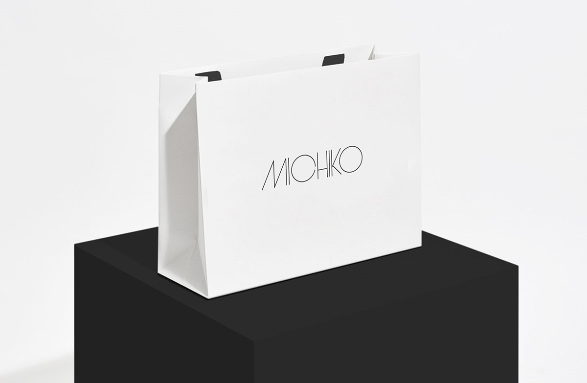 Michiko限量版時尚品牌品牌設計欣賞，時尚服裝品牌設計，服裝品牌設計，服裝品牌策劃，服裝品牌全案策劃，服裝品牌形象設計，深圳品牌設計，深圳品牌策劃，深圳品牌全案策劃，深圳品牌形象設計，深圳包裝設計，左右格局