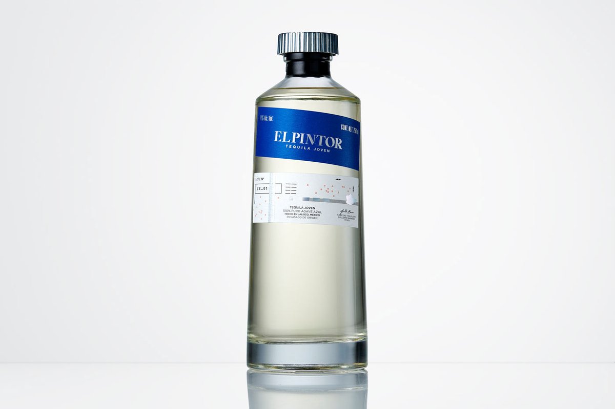奢華龍舌蘭酒品牌設(shè)計和酒品牌包裝設(shè)計包含哪些內(nèi)容,品牌設(shè)計，品牌形象設(shè)計，酒品牌設(shè)計，品牌包裝設(shè)計，酒包裝設(shè)計，深圳品牌設(shè)計，左右格局
