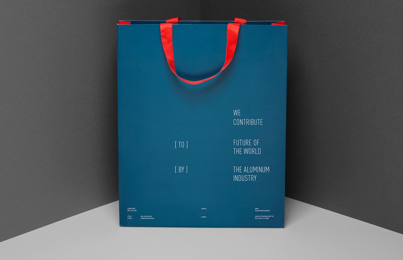 Long Van科技企業(yè)品牌設(shè)計和品牌視覺營銷，科技企業(yè)品牌設(shè)計，品牌形象設(shè)計，深圳品牌營銷，深圳品牌設(shè)計，左右格局