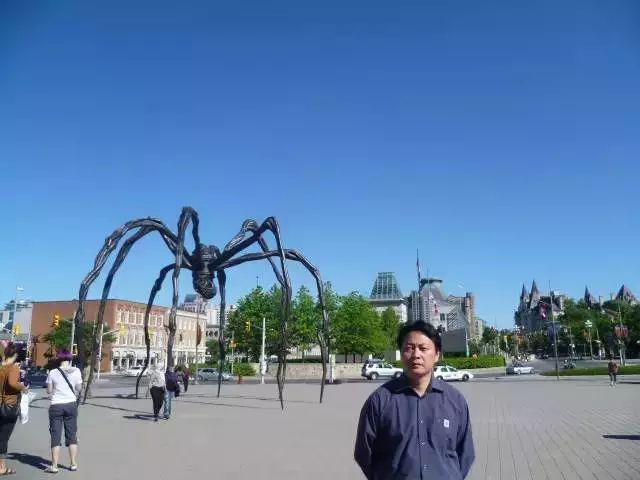 辦公環(huán)境與團隊風(fēng)采158