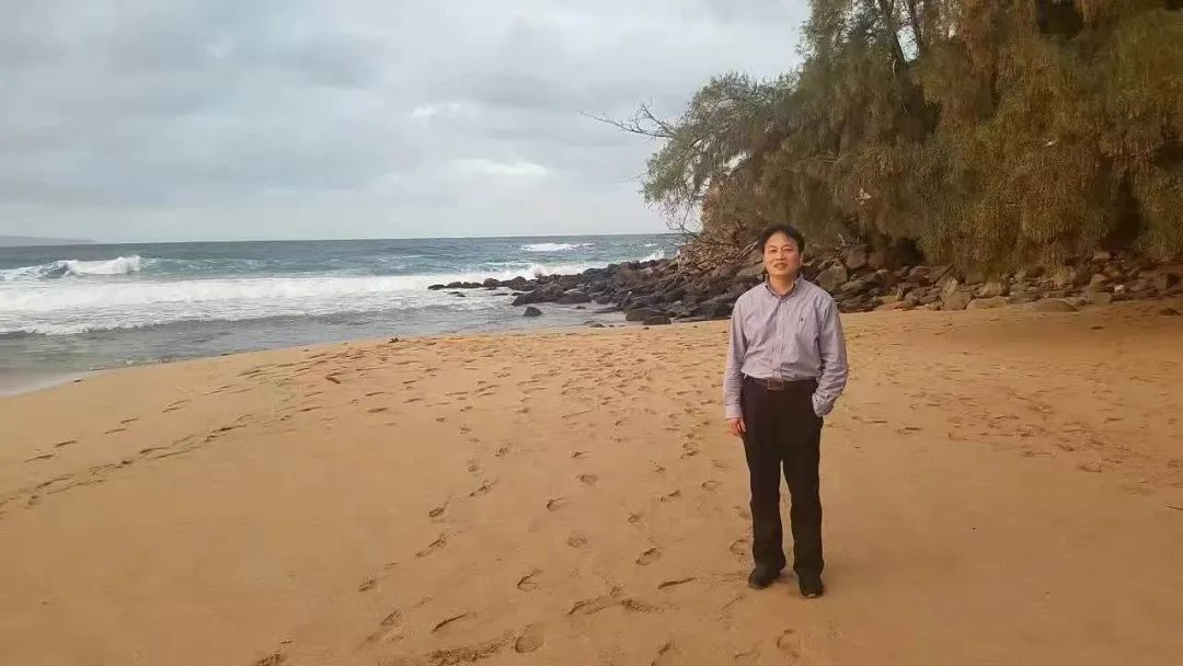 辦公環(huán)境與團隊風(fēng)采181