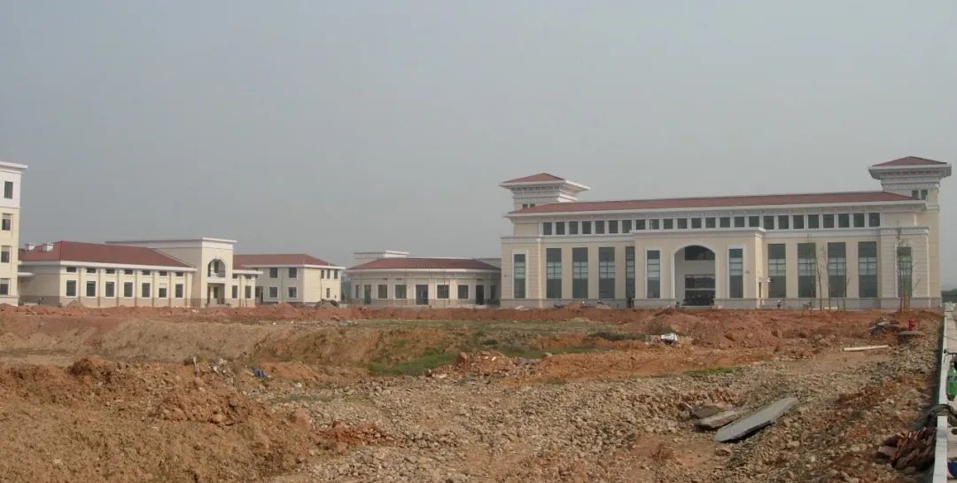 大中型公建70